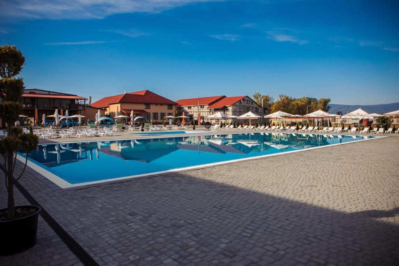 Illara Spa Hotel Irshava Luaran gambar