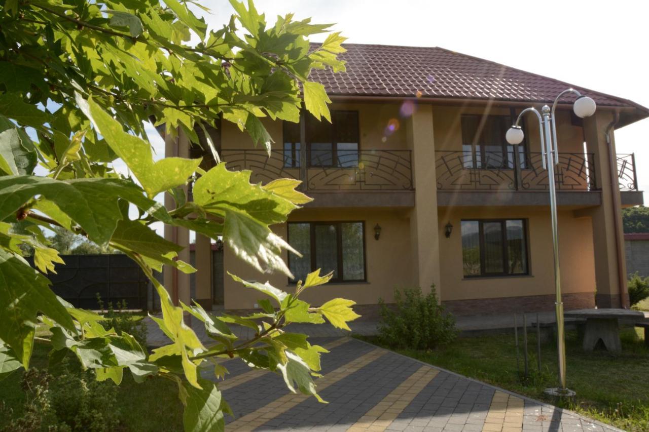 Illara Spa Hotel Irshava Luaran gambar