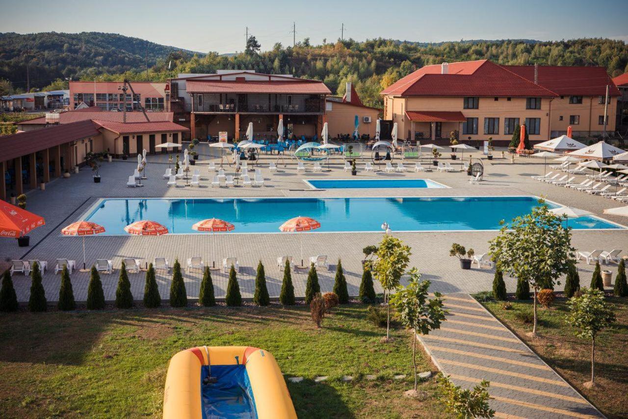 Illara Spa Hotel Irshava Luaran gambar